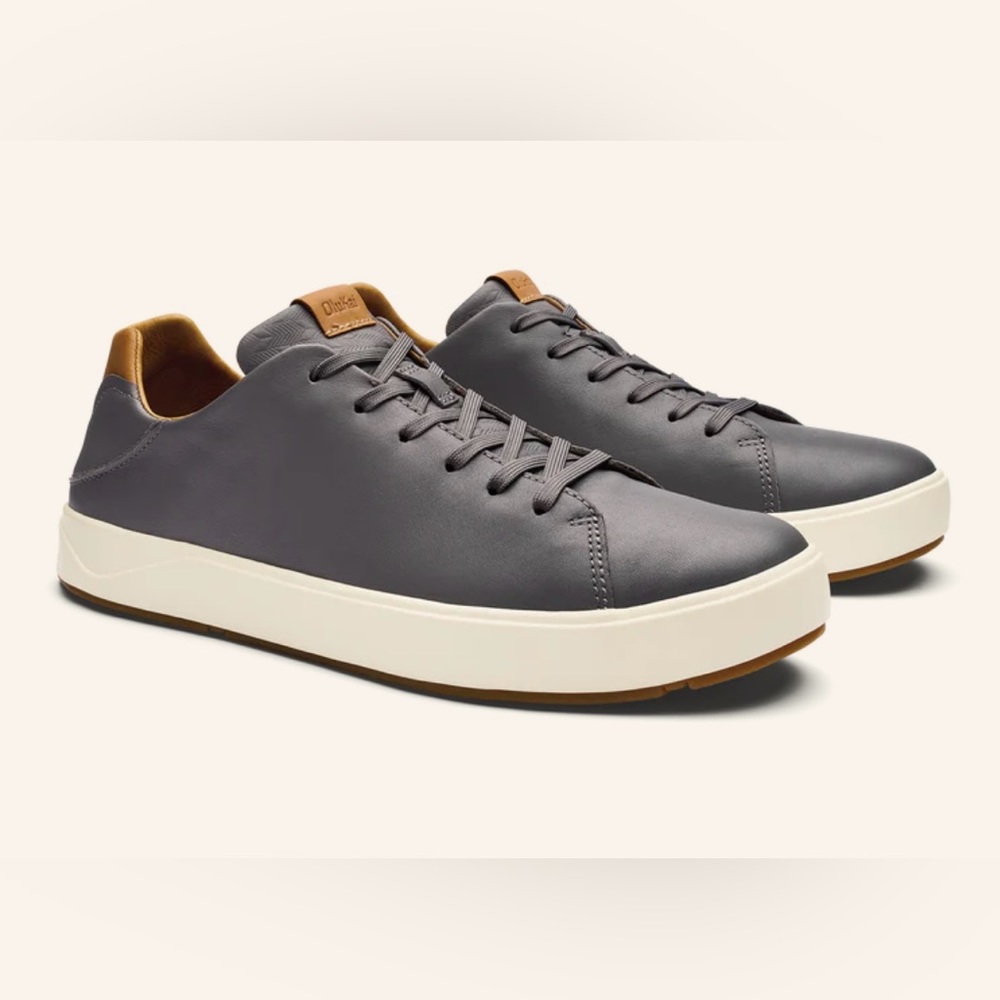 NWT OluKai Men’s Classic Leather Sneakers - Charcoal